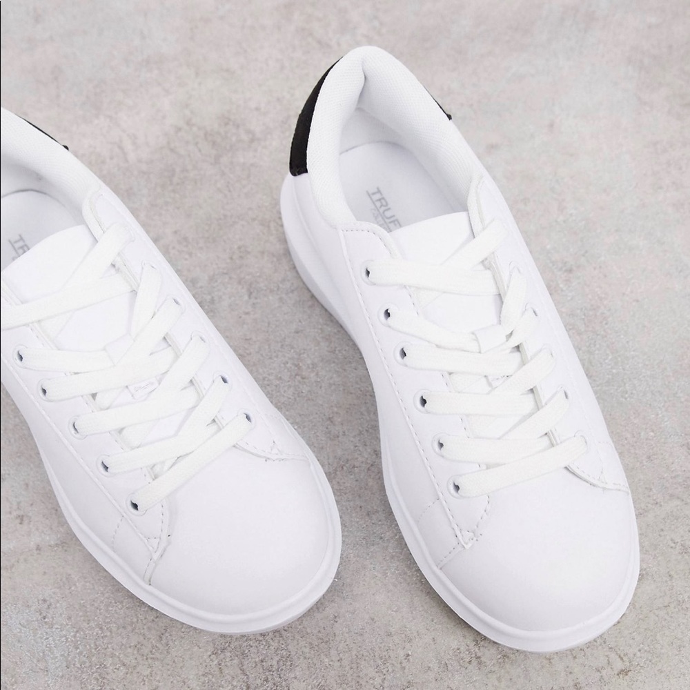 Truffle Collection Wide Fit Flatform Shoe
